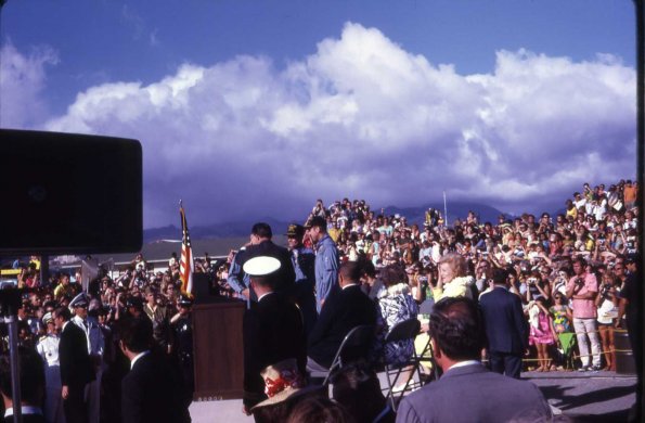 s3_019_NixonAwardingLastMedalToAstronaut